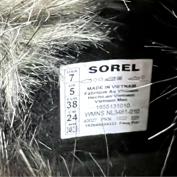 NWT SOREL Joan of Arctic Waterproof Boots - Women's in Black leather suede 7M - Picture 6 of 12